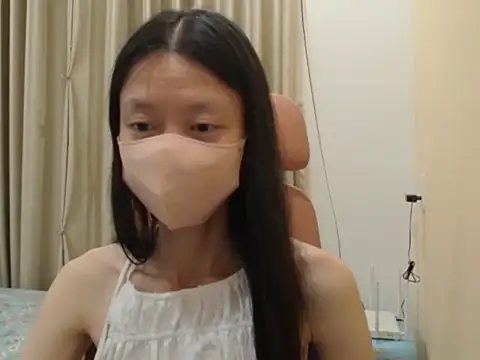 Snapshot of Lil-Cherries chatting on January 2026 05:28:02 PM Lil-Cherries online show from January 2026 05:28:02 PM