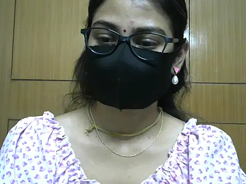 Fairy Pie online show from April 2026 08:29:01 PM