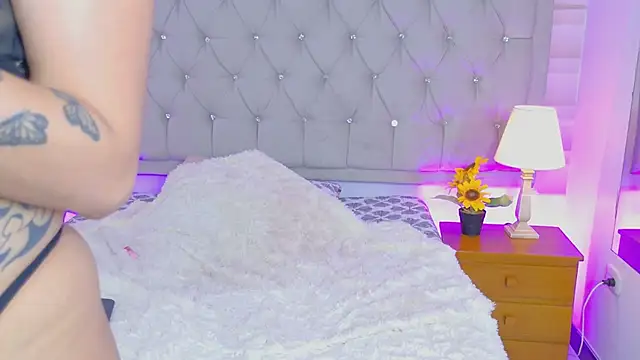 Liathompson FG online show from May 2026 07:55:02 PM