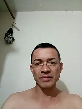 elzafiro37 online show from November 2025 01:39:01 AM