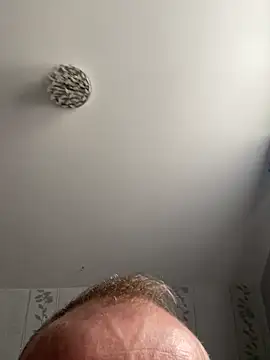 Kriss8411 online show from March 2026 08:04:01 AM