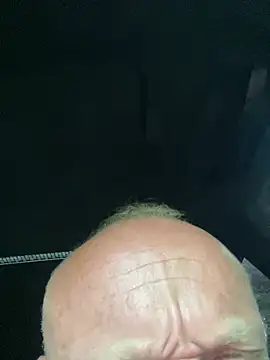 Kriss8411 online show from July 2026 02:35:01 PM