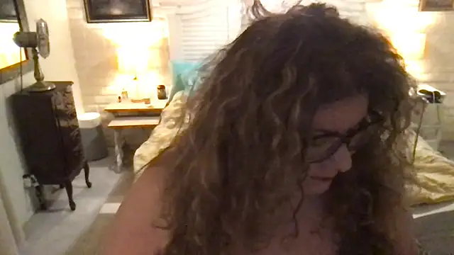 lilwilogurl online show from November 2025 06:02:02 AM