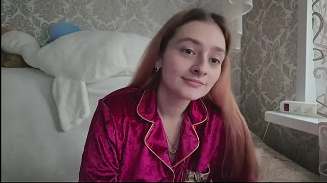 Snapshot of SweetLiaison chatting on November 2025 10:15:02 AM SweetLiaison online show from November 2025 10:15:02 AM