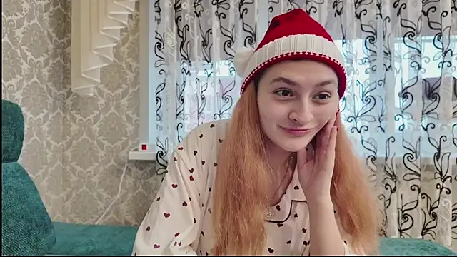 Snapshot of SweetLiaison chatting on December 2025 05:59:01 AM SweetLiaison online show from December 2025 05:59:01 AM