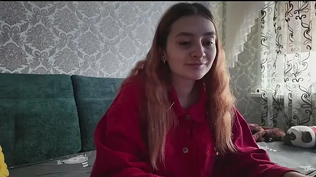 Snapshot of SweetLiaison chatting on December 2025 06:41:02 AM SweetLiaison online show from December 2025 06:41:02 AM