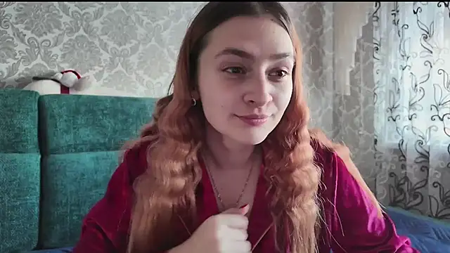 Snapshot of SweetLiaison chatting on February 2026 02:02:02 PM SweetLiaison online show from February 2026 02:02:02 PM