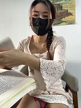 Cara-02 online show from May 2026 04:06:01 AM