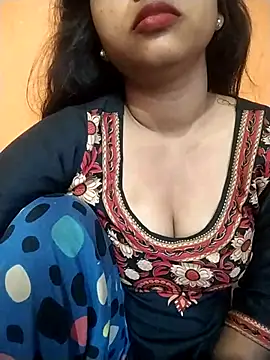 Sexy Divya   online show from April 2026 12:24:02 AM