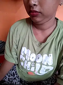 Sexy Divya   online show from April 2026 01:53:02 AM