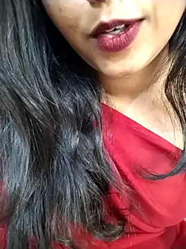 Sexy Divya   online show from April 2026 07:14:02 AM