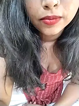 Sexy Divya   online show from May 2026 06:31:02 AM
