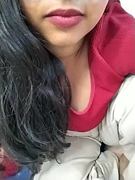 Sexy Divya   online show from May 2026 01:08:02 PM