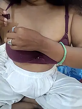 Sexy Divya   online show from May 2026 06:29:01 AM