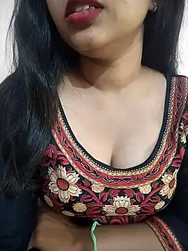 Sexy Divya   online show from May 2026 06:32:01 AM