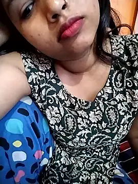 Sexy Divya   online show from May 2026 12:50:01 AM