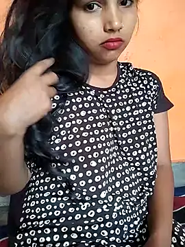 Sexy Divya   online show from May 2026 12:41:01 AM