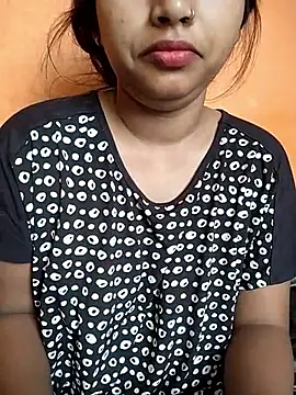 Sexy Divya   online show from May 2026 12:38:02 AM