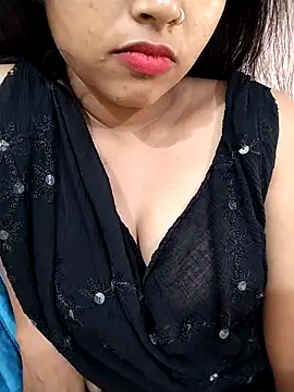 Sexy Divya   online show from May 2026 01:08:01 PM