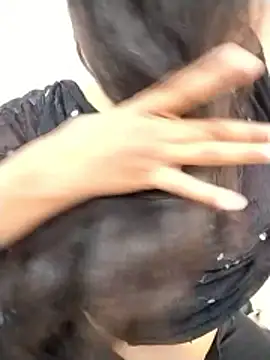 Sexy Divya   online show from May 2026 01:31:01 PM