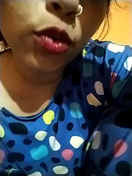 Sexy Divya   online show from June 2026 06:32:02 PM