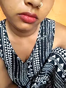Sexy Divya   online show from June 2026 01:49:01 AM