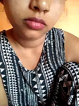 Sexy Divya   online show from June 2026 01:18:02 AM