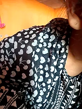 Sexy Divya   online show from June 2026 01:32:02 AM