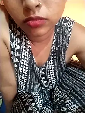 Sexy Divya   online show from June 2026 04:02:02 PM
