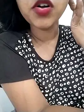Sexy Divya   online show from July 2026 08:01:02 AM