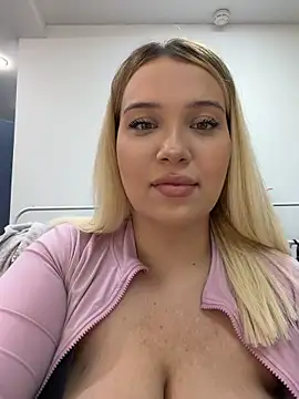 Snapshot of KilianaNoir chatting on February 2026 07:51:01 AM KilianaNoir online show from February 2026 07:51:01 AM