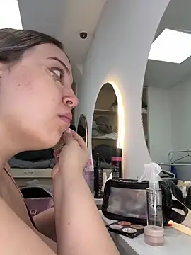 Snapshot of KilianaNoir chatting on April 2026 06:54:01 AM KilianaNoir online show from April 2026 06:54:01 AM