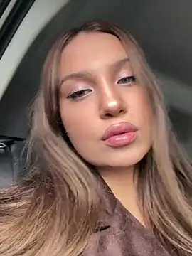 Snapshot of KilianaNoir chatting on April 2026 08:37:01 AM KilianaNoir online show from April 2026 08:37:01 AM