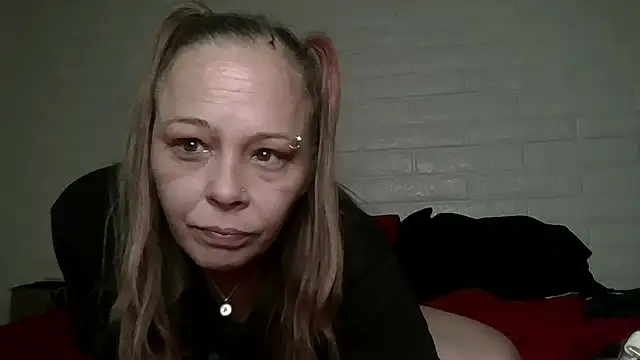 nikkibae33 online show from April 2026 02:17:02 AM