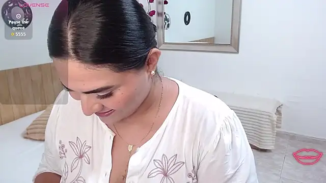 MariaVex online show from May 2026 08:25:02 PM
