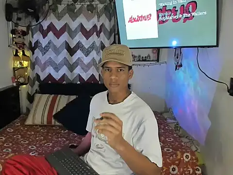 JUANBIGCOCK21CM online show from June 2026 04:35:01 PM