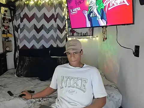 JUANBIGCOCK21CM online show from June 2026 08:52:01 PM