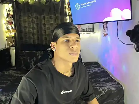 JUANBIGCOCK21CM online show from July 2026 05:51:02 PM