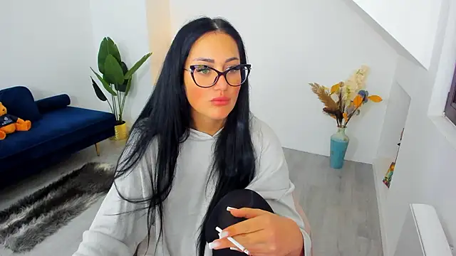 AnyaEvy online show from March 2026 04:20:01 AM