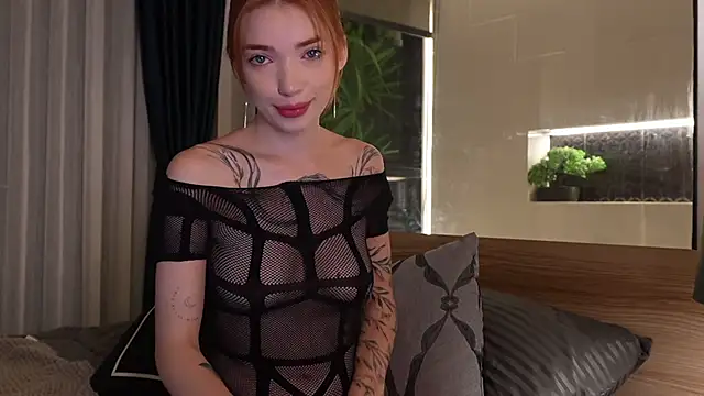 LinaaVelle online show from July 2026 10:47:01 PM