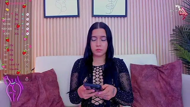 Snapshot of Amy_Leah chatting on November 2025 08:30:01 PM Amy Leah online show from November 2025 08:30:01 PM