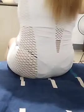 xXAndreyAndMariaXx online show from November 2025 02:10:01 AM