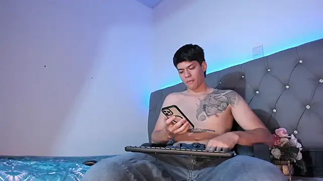 joseph clark online show from November 2025 11:53:02 AM