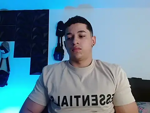 Snapshot of adam_keith chatting on November 2025 02:06:02 PM adam keith online show from November 2025 02:06:02 PM