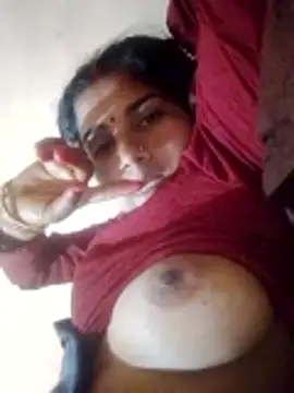 Snapshot of Seema_ji12 chatting on February 2026 03:27:02 PM Seema ji12 online show from February 2026 03:27:02 PM