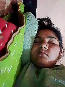 Snapshot of Seema_ji12 chatting on February 2026 11:42:02 PM Seema ji12 online show from February 2026 11:42:02 PM