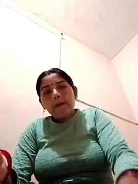 Snapshot of Seema_ji12 chatting on February 2026 06:31:01 AM Seema ji12 online show from February 2026 06:31:01 AM