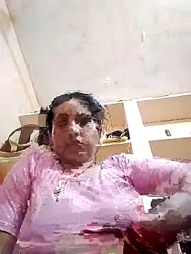 Snapshot of Seema_ji12 chatting on February 2026 05:10:01 PM Seema ji12 online show from February 2026 05:10:01 PM