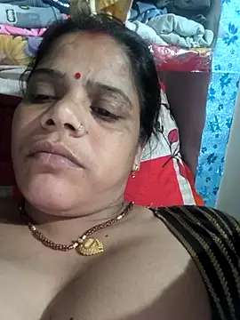 Hot suini online show from February 2026 06:37:02 PM