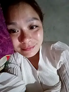 Snapshot of Lyla_john chatting on February 2026 01:19:02 PM Lyla john online show from February 2026 01:19:02 PM